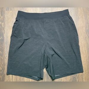 Lululemon T.H.E Shorts Mens L Black Linerless 9" Inseam